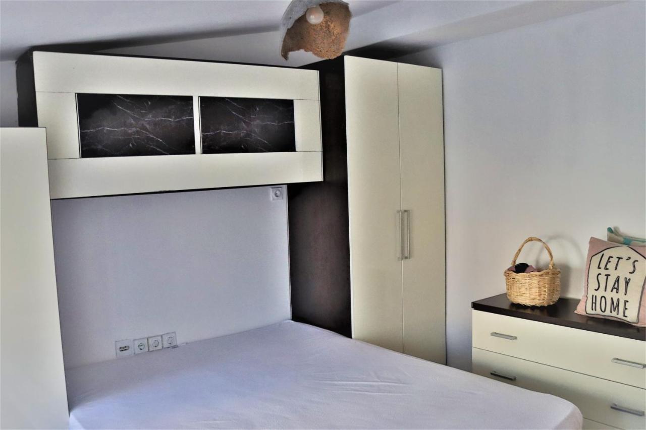 Malda'S Apartment Приштина Экстерьер фото